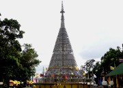 370  Phra Maha Chedi Tripob Trimongkol.JPG